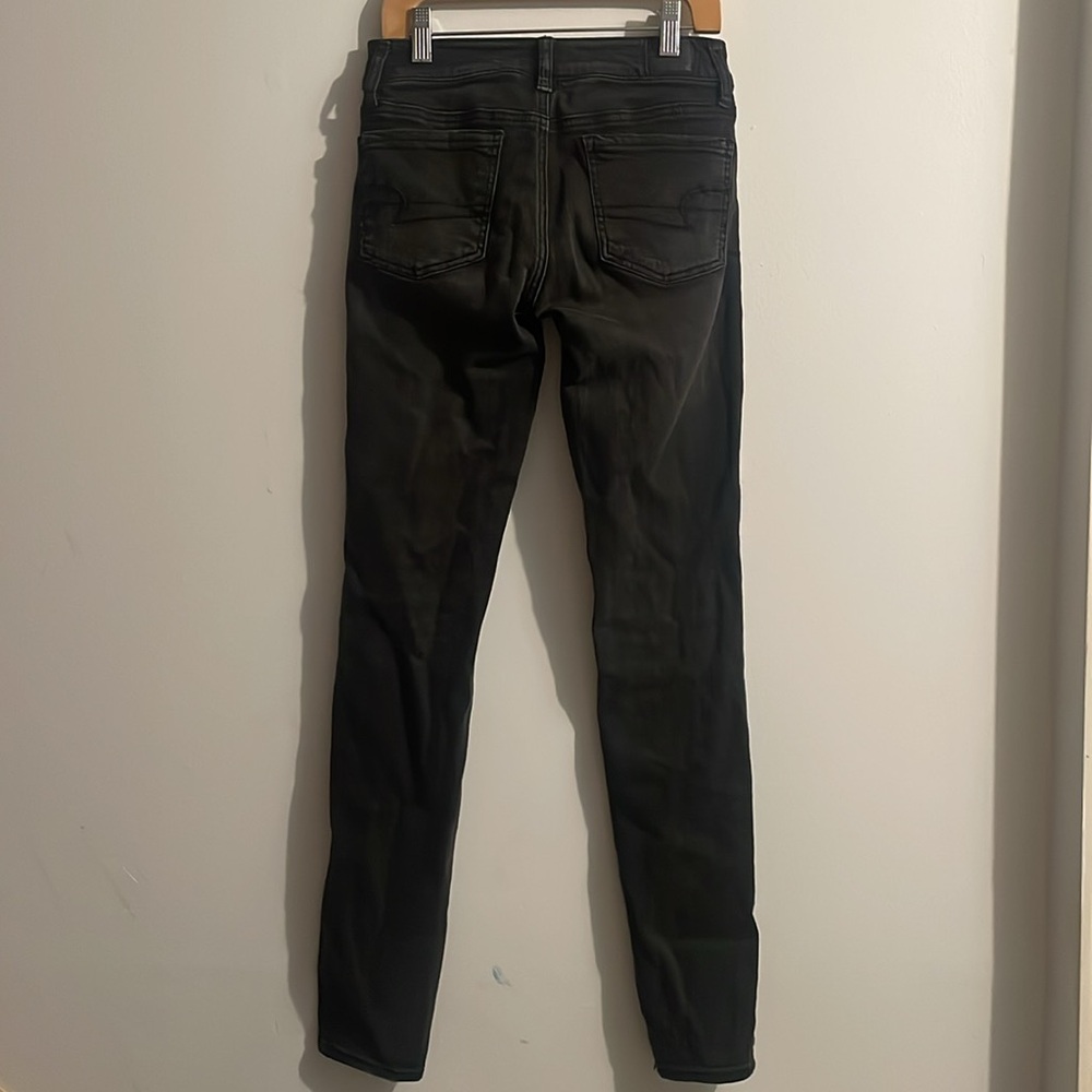 American Eagle super stretch Black Denim -destroyed - Picture 4 of 4